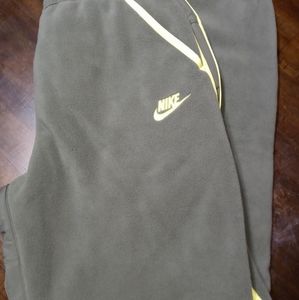 Nike sherpa jogger sweatpants